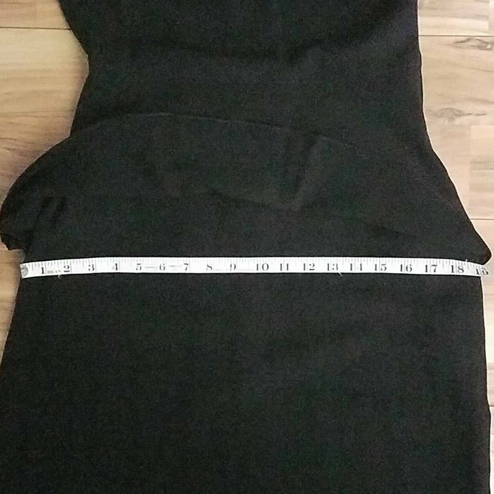 Vintage 1940s Peplum Beaded Dress - Picture 6 of 13